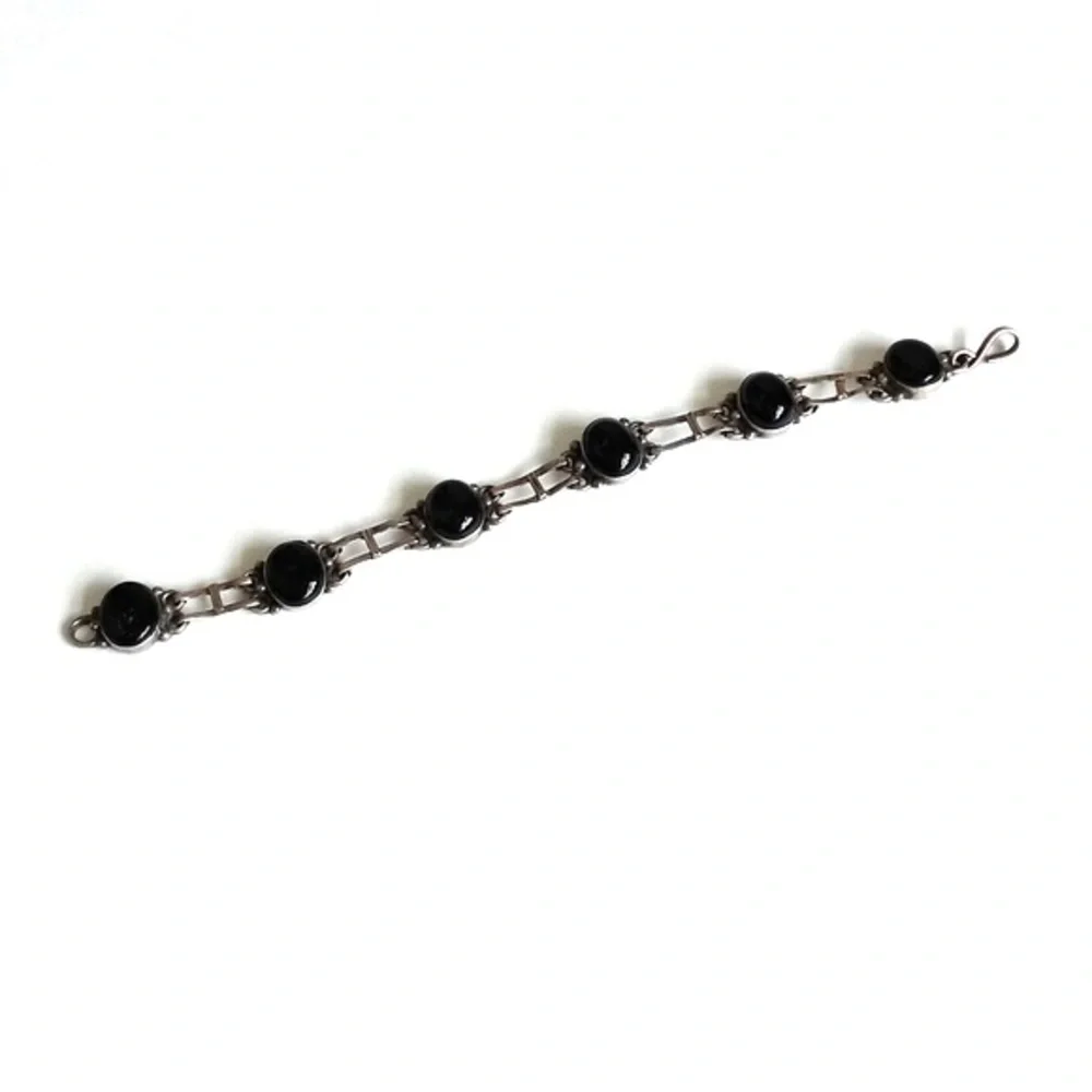 Vintage / Antique 925 Sterling Silver Black Onyx Chain Bracelet from India